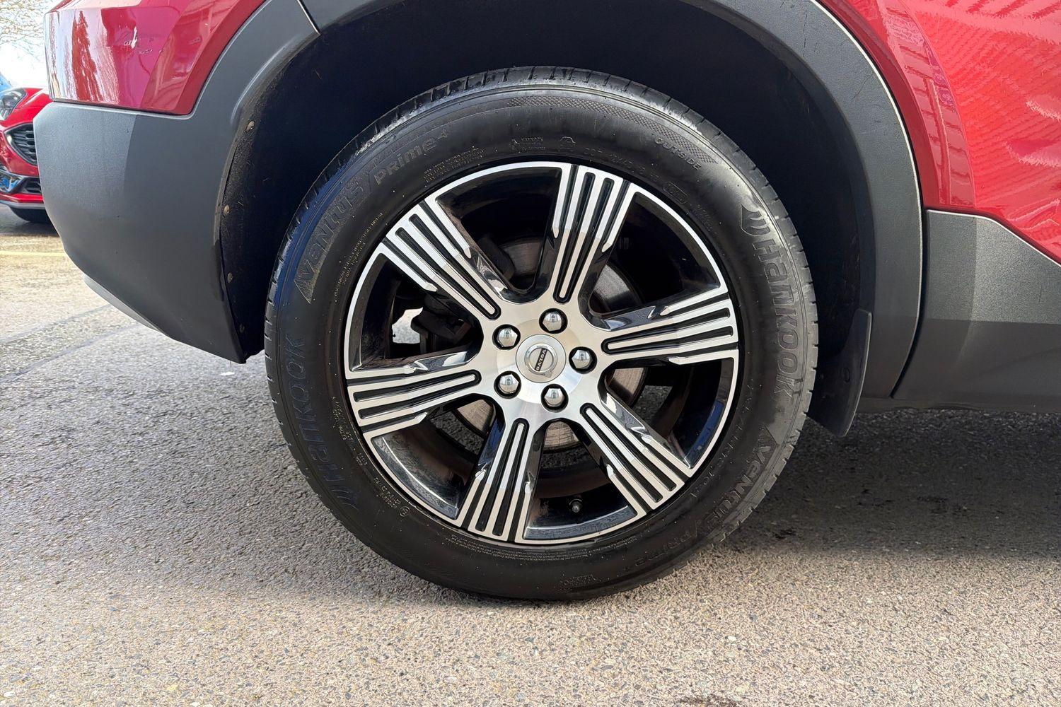 Volvo XC40 Photo 7