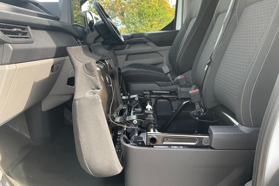 Ford E-Transit Custom Photo autoimg-935e169c0bac4afc78efd200e202fb614c1bca1d.jpg