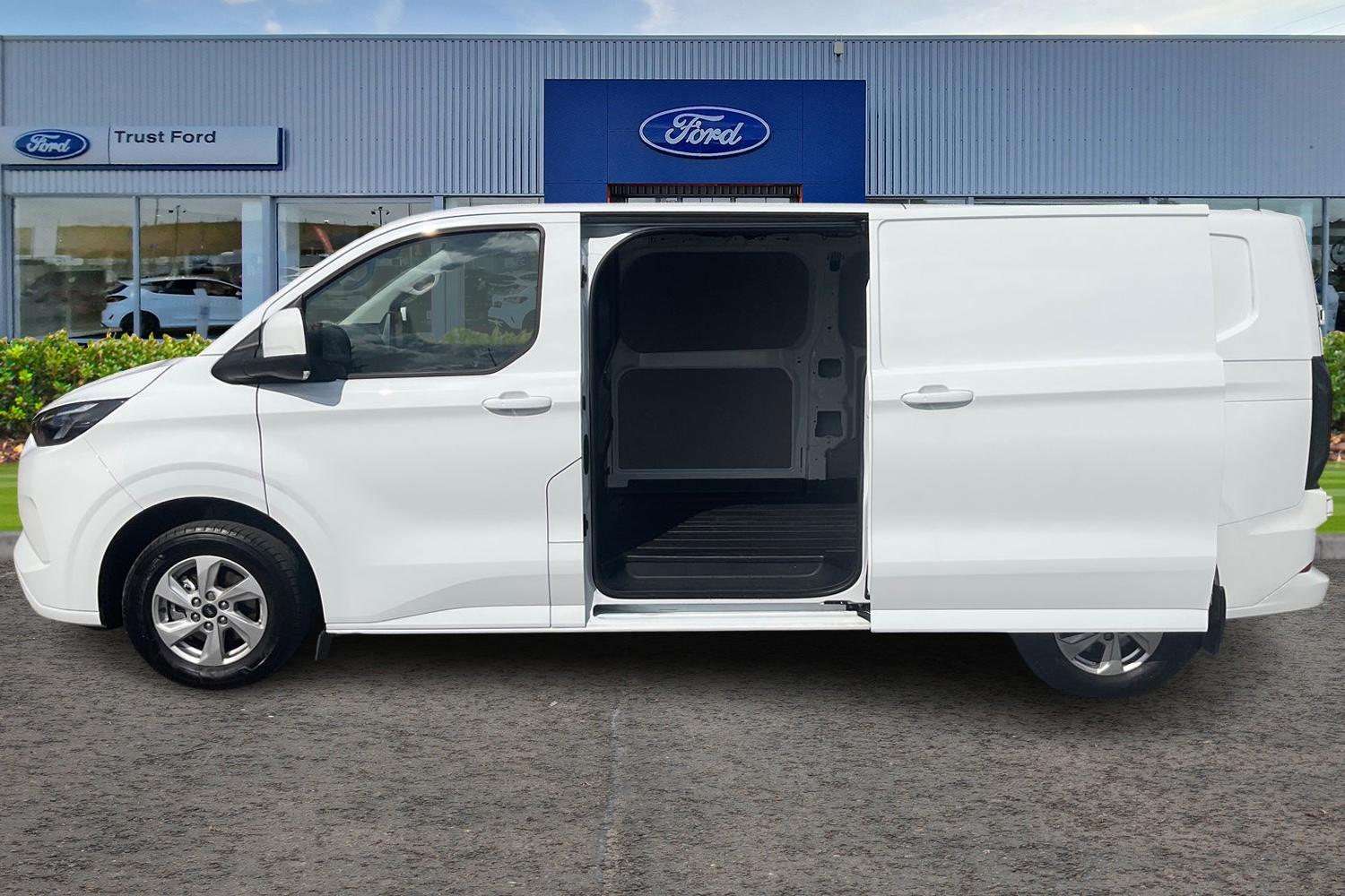 Ford E-Transit Custom Photo 4