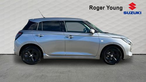 Suzuki SWIFT Photo autoimg-93619183955e1ba0665b9962631d7a15fa4c4c42.jpg
