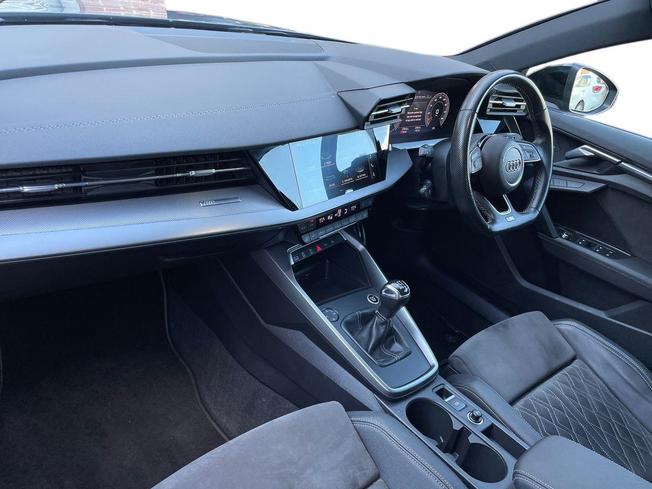 AUDI A3 Photo 2