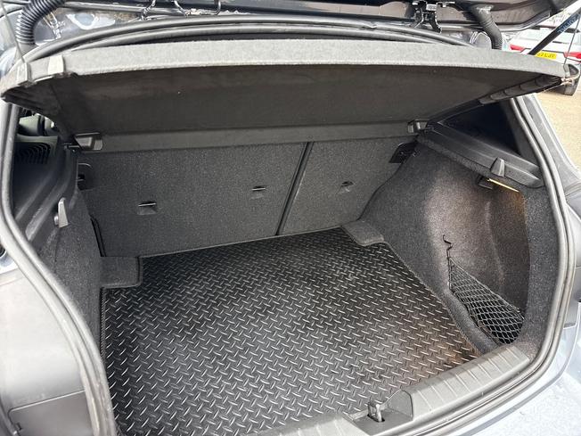 BMW 1 Series Photo 12