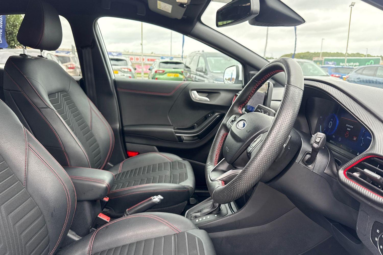 Ford Puma Photo 16