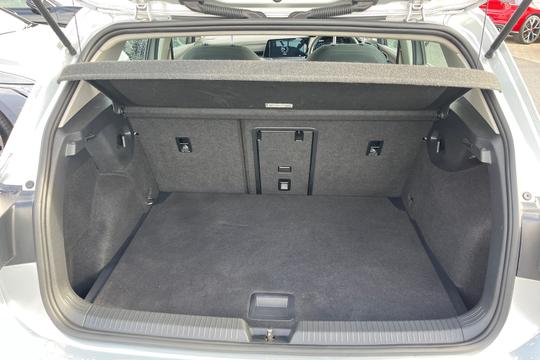 Volkswagen Golf Photo autoimg-936a4c95c32caf4cc08dc1da7da29151d460a3d6.jpg