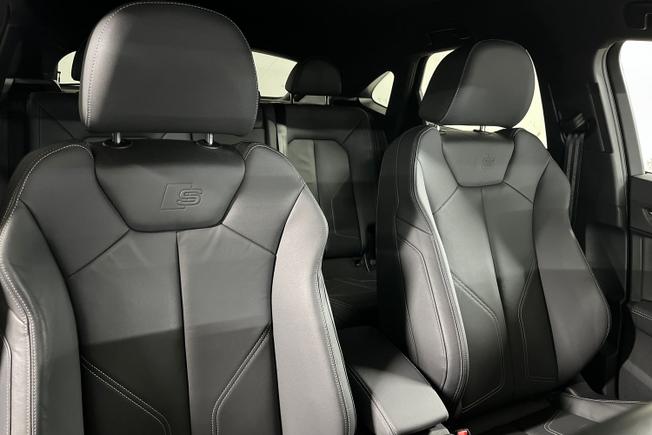 AUDI Q3 Photo 28