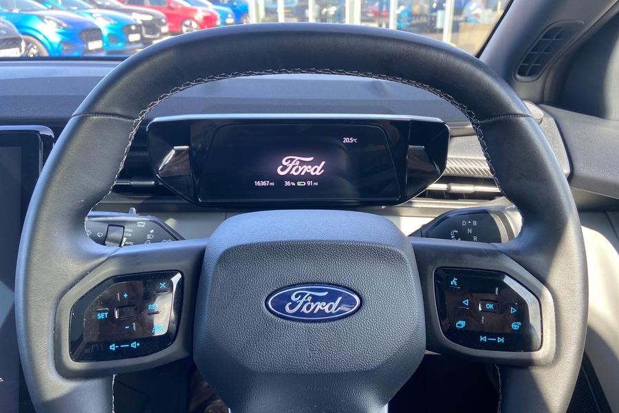 Ford Explorer Photo autoimg-936f150a3c4c9c2be38952216ef6d9d605f4205a.jpg