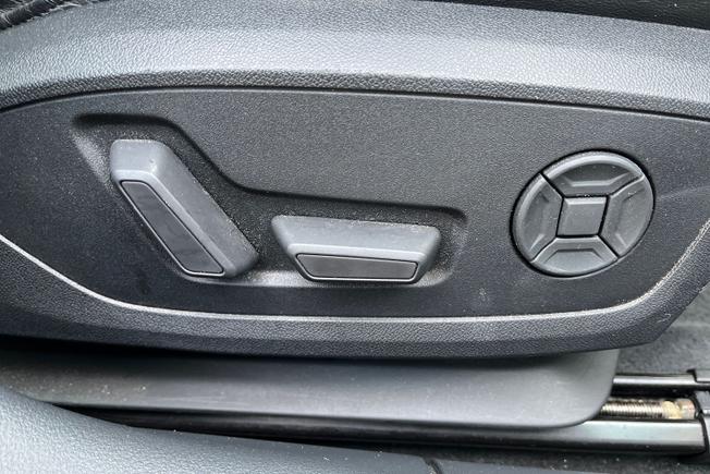 AUDI A6 Photo 32