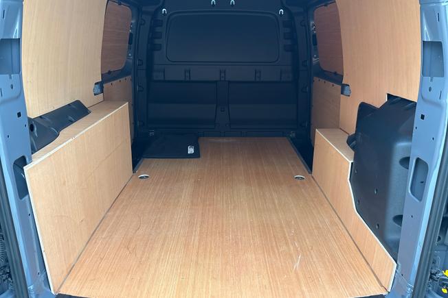 VOLKSWAGEN Caddy Photo 12