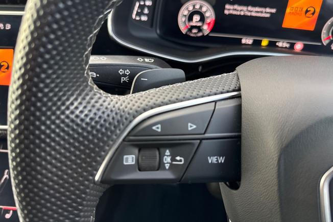 Audi SQ8 Photo 16
