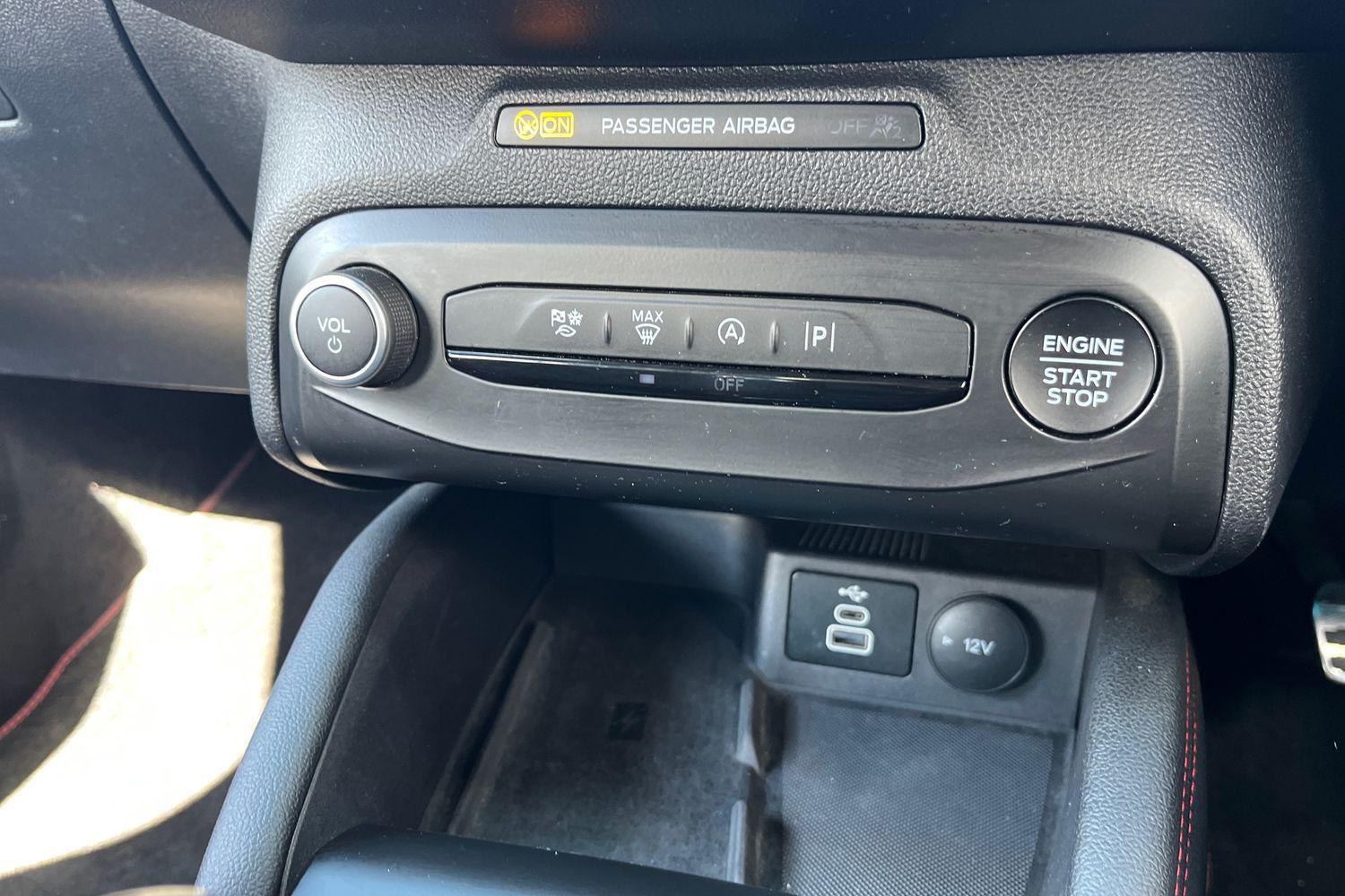 Ford FOCUS Photo 30
