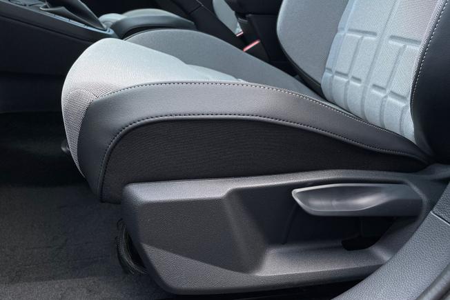 SEAT Arona Photo 37