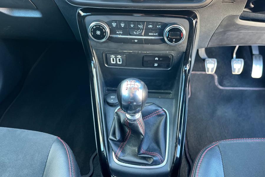 Ford EcoSport Photo autoimg-937c3e84662960eb5a4e3863418307b7d87f5c7d.jpg