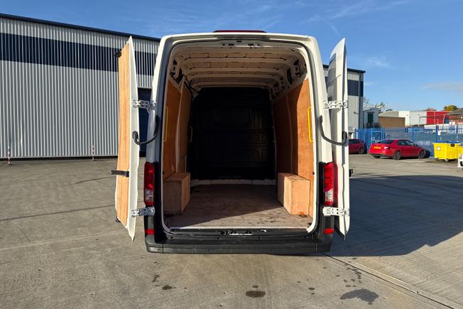 VOLKSWAGEN Crafter Photo 33