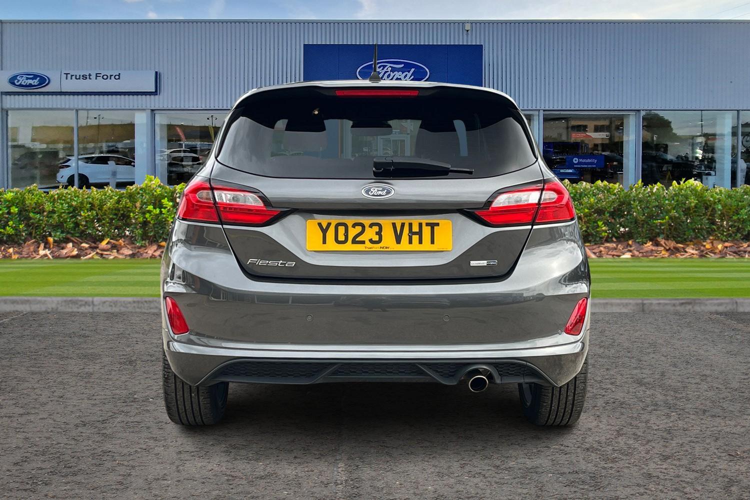 Ford FIESTA Photo 6