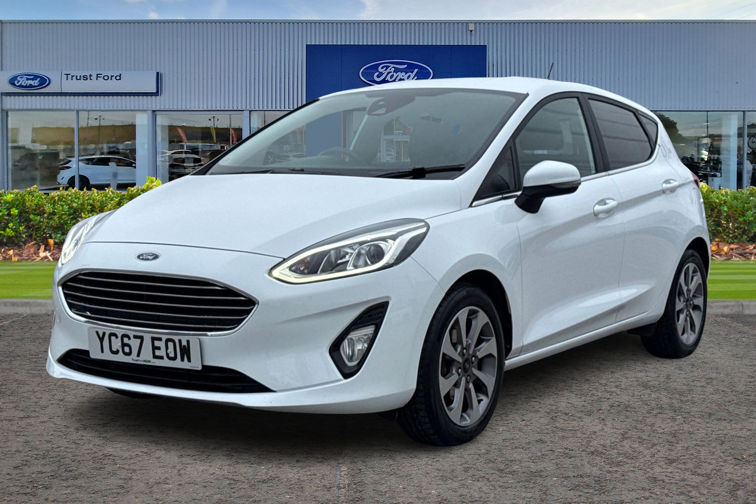 Ford FIESTA Photo 4