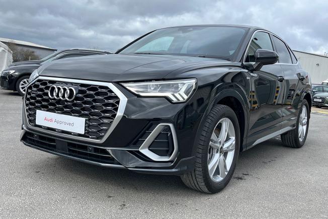 AUDI Q3 Photo 50