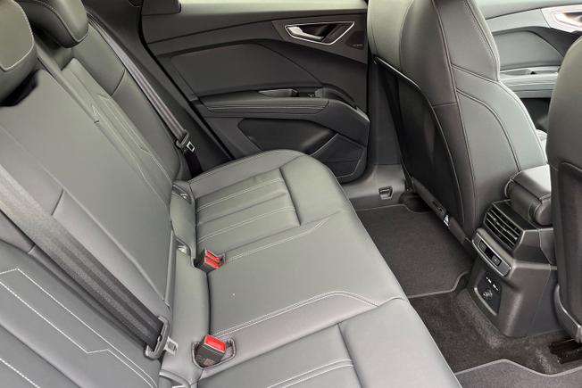 AUDI Q4 E-Tron Photo 47