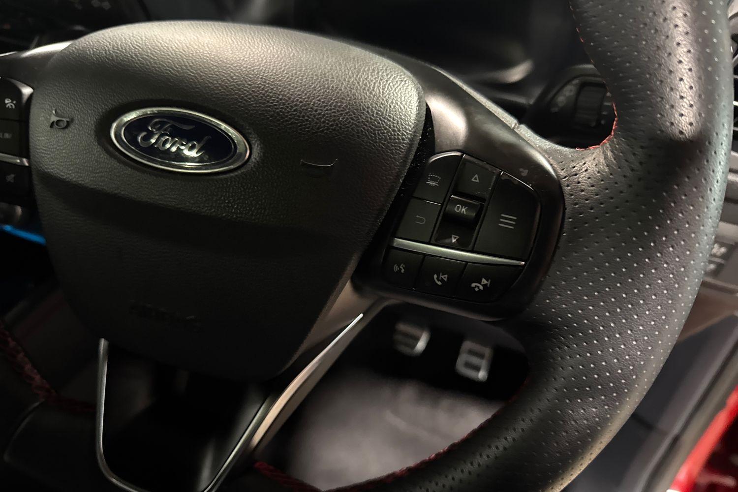Ford KUGA Photo 27