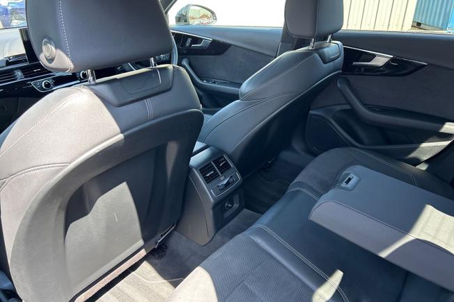 AUDI A4 Photo 40