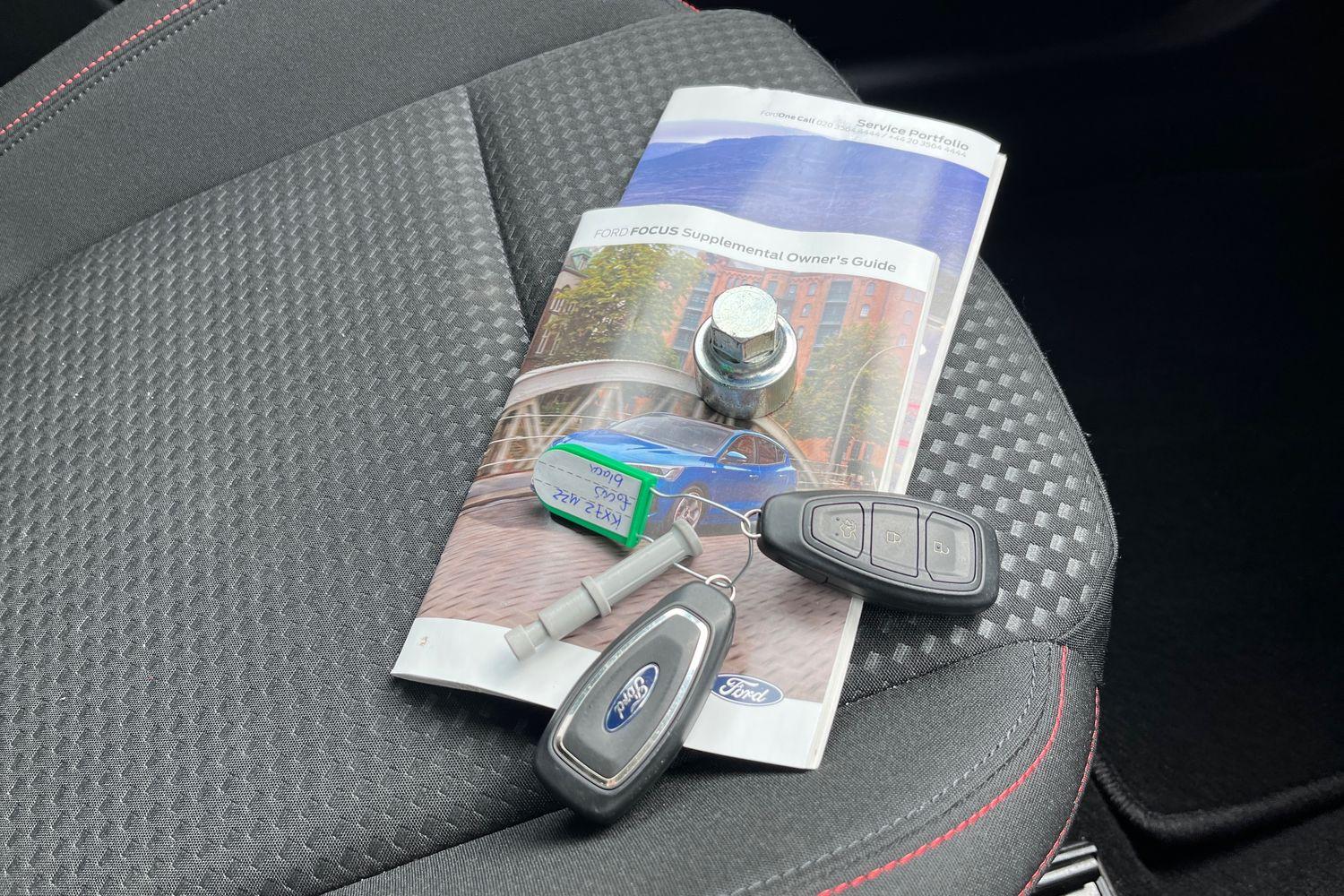 Ford Focus Photo 21