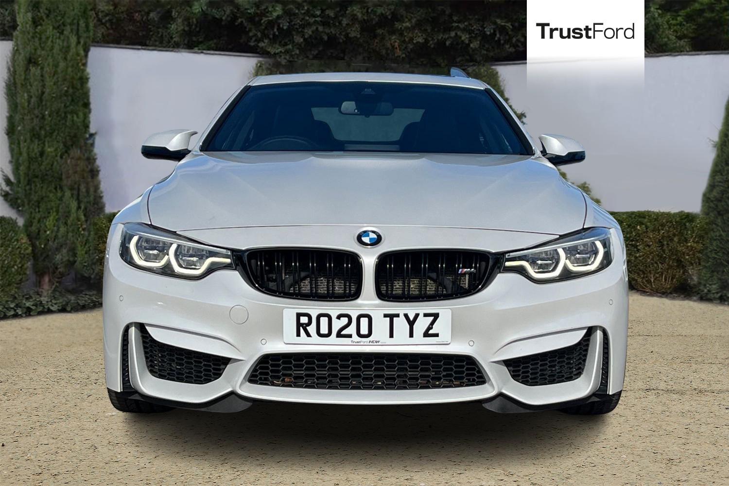 BMW M4 Photo 5