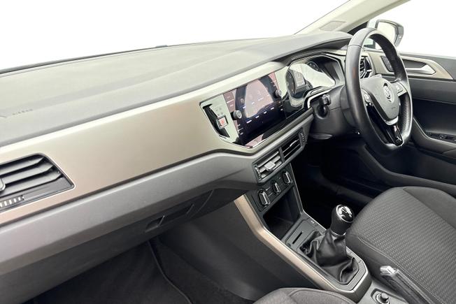 Volkswagen Polo Photo 2