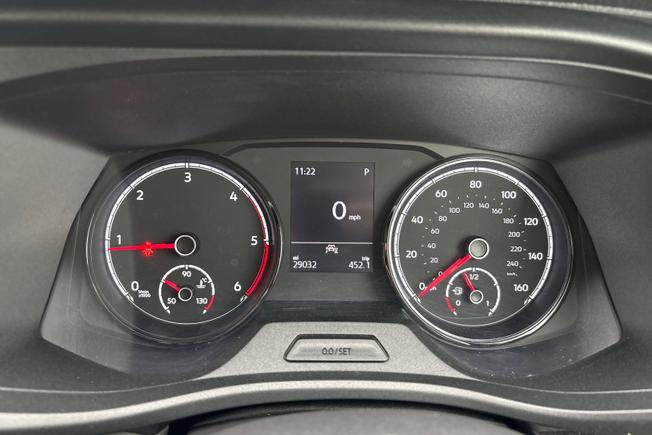 VOLKSWAGEN Transporter Photo 15