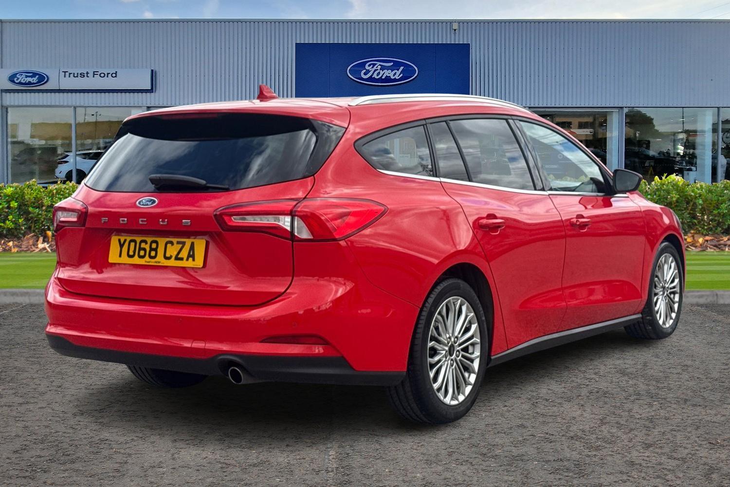 Ford FOCUS Photo 3