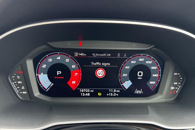AUDI Q3 Photo 27