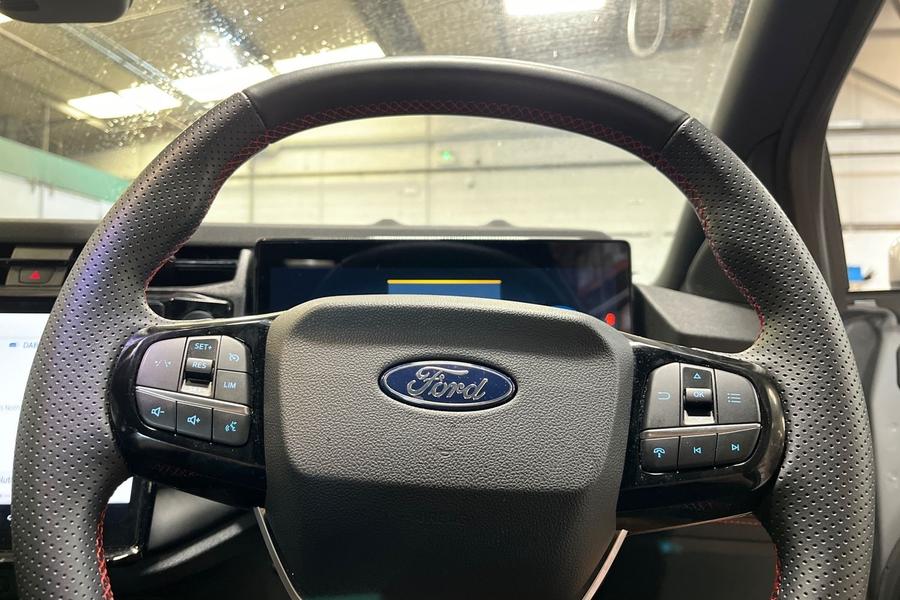 Ford PUMA Photo autoimg-93b2dd07de088484ec396f3117574e56e43bc938.jpg