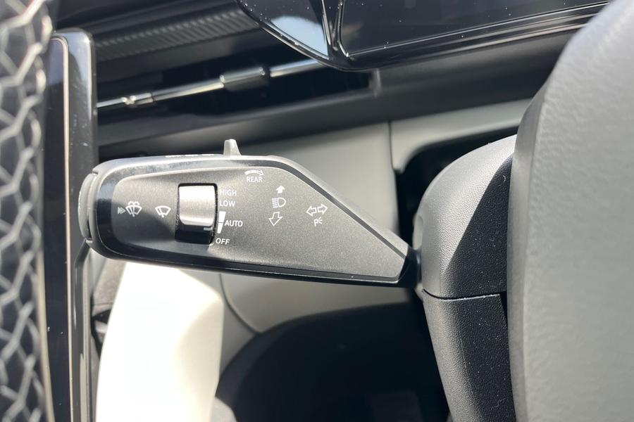 Ford Explorer Photo autoimg-93b5c0377ec9483aecec06474b6d71c6a9672bc2.jpg