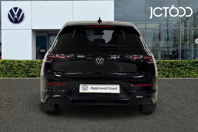 VOLKSWAGEN Golf Photo 7