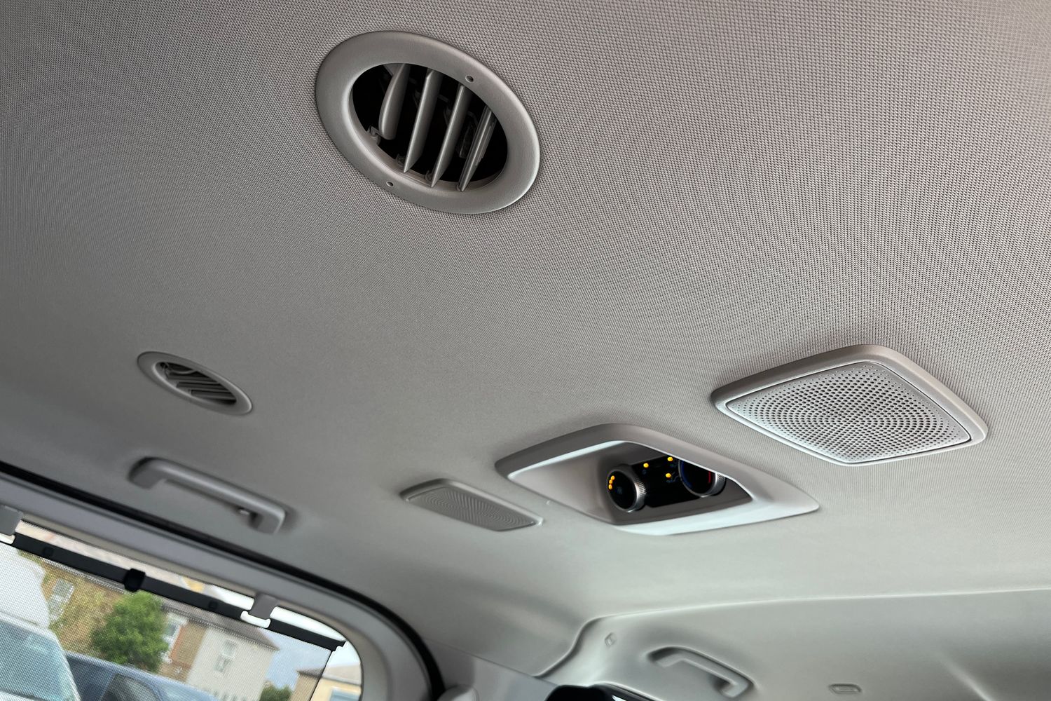 Ford TOURNEO CUSTOM Photo 17
