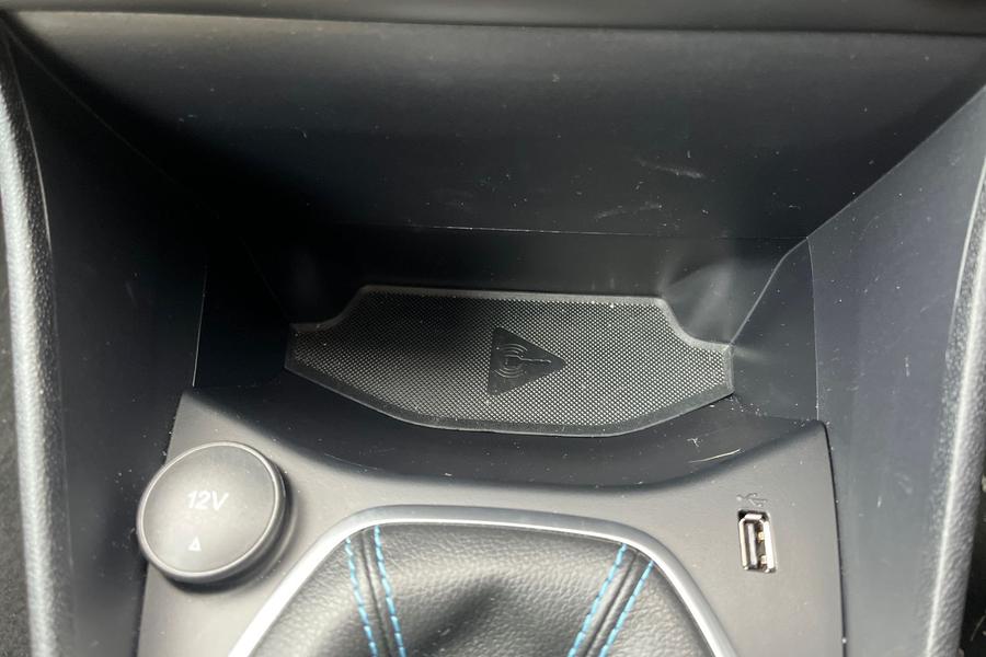 Ford FIESTA Photo autoimg-93bda4cb3304de46d42ba09cc9ef0695a055a9f9.jpg