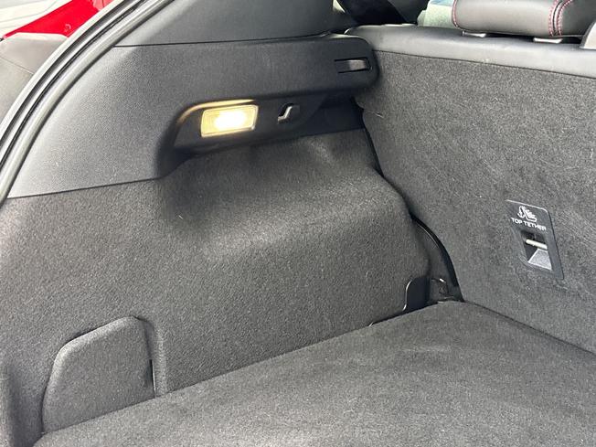 FORD Puma Photo 41