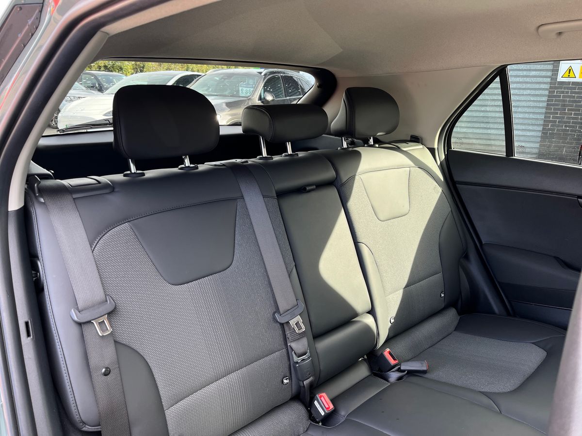 Kia Niro Photo 29