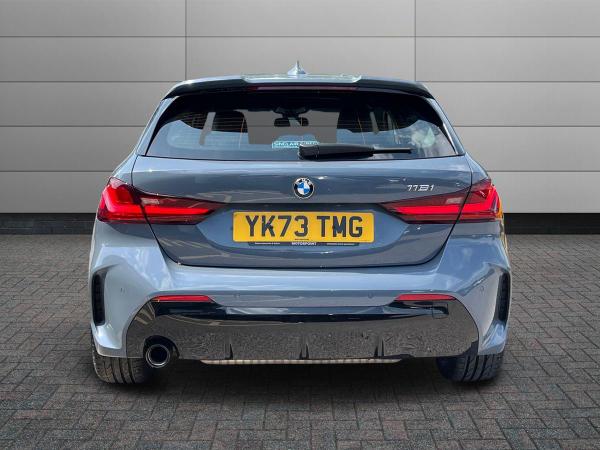 BMW 1 Series Photo autoimg-93c4111ddce111ec107fba7d291127d10309898b.jpg