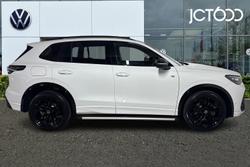 VOLKSWAGEN Tiguan Photo 4