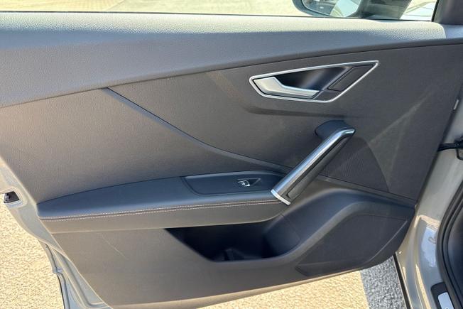 Audi Q2 Photo 39