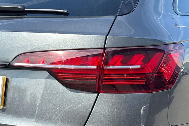 Audi A4 Avant Photo 18