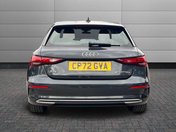 Audi A3 Photo autoimg-93cac75bbfe2d1a16a54993767b0699b951bcfa0.jpg