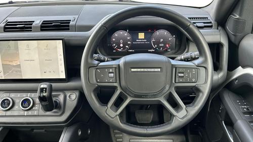 Land Rover Defender Photo autoimg-93ce10cdcd601efc7d2a6ba8e1338d14c59c446d.jpg