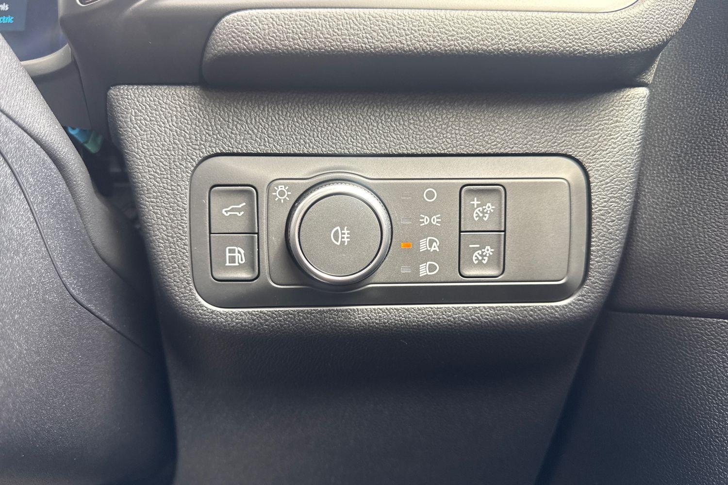 Ford KUGA Photo 33