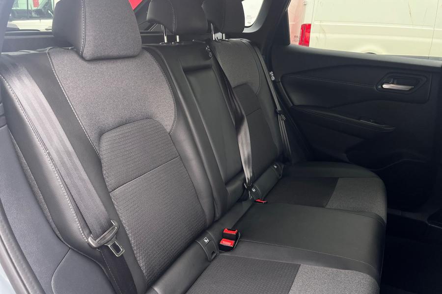 Nissan QASHQAI Photo autoimg-93cf961ef5a5018d2fd9084f946270ace8f0856b.jpg