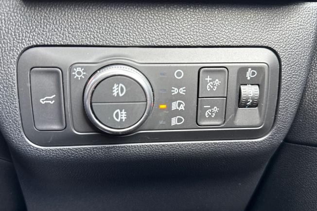 FORD Kuga Photo 27