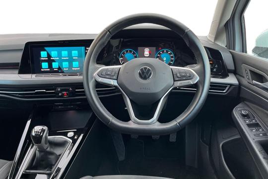 Volkswagen Golf Photo autoimg-93d8bc6d247422f43230bec675ee057c0f1704a2.jpg