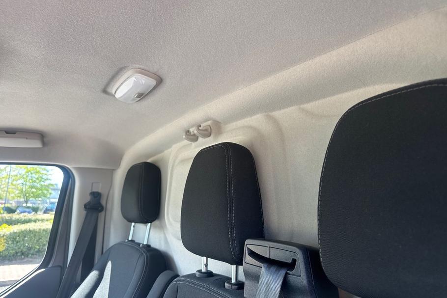 Used FORD TRANSIT CUSTOM BJ22WHD 8