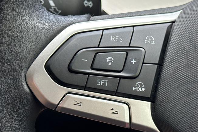 Volkswagen Golf Photo 16