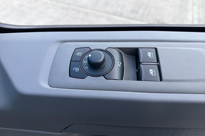Volkswagen Transporter Photo 35
