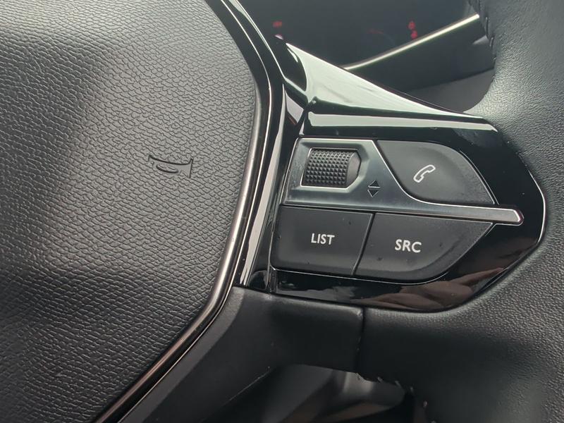 Used Peugeot 2008 BW23GVE 37